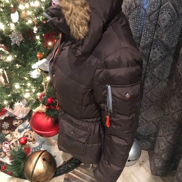 Designer winter Jacket - Picture 3 of 8